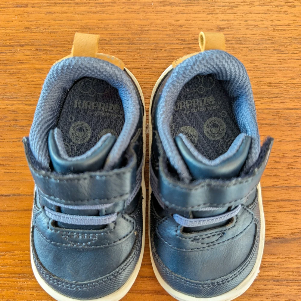 Stride Rite Toddler Shoes - Picture 5 of 6